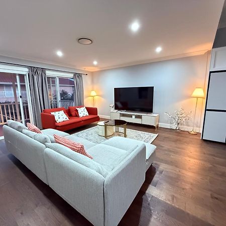 Beautiful 3 Bedroom House Northmead 外观 照片